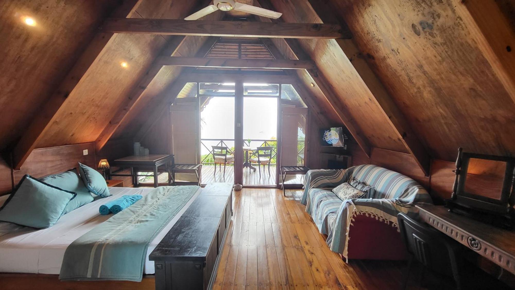 Mango Lodge Anse Volbert Village Екстериор снимка